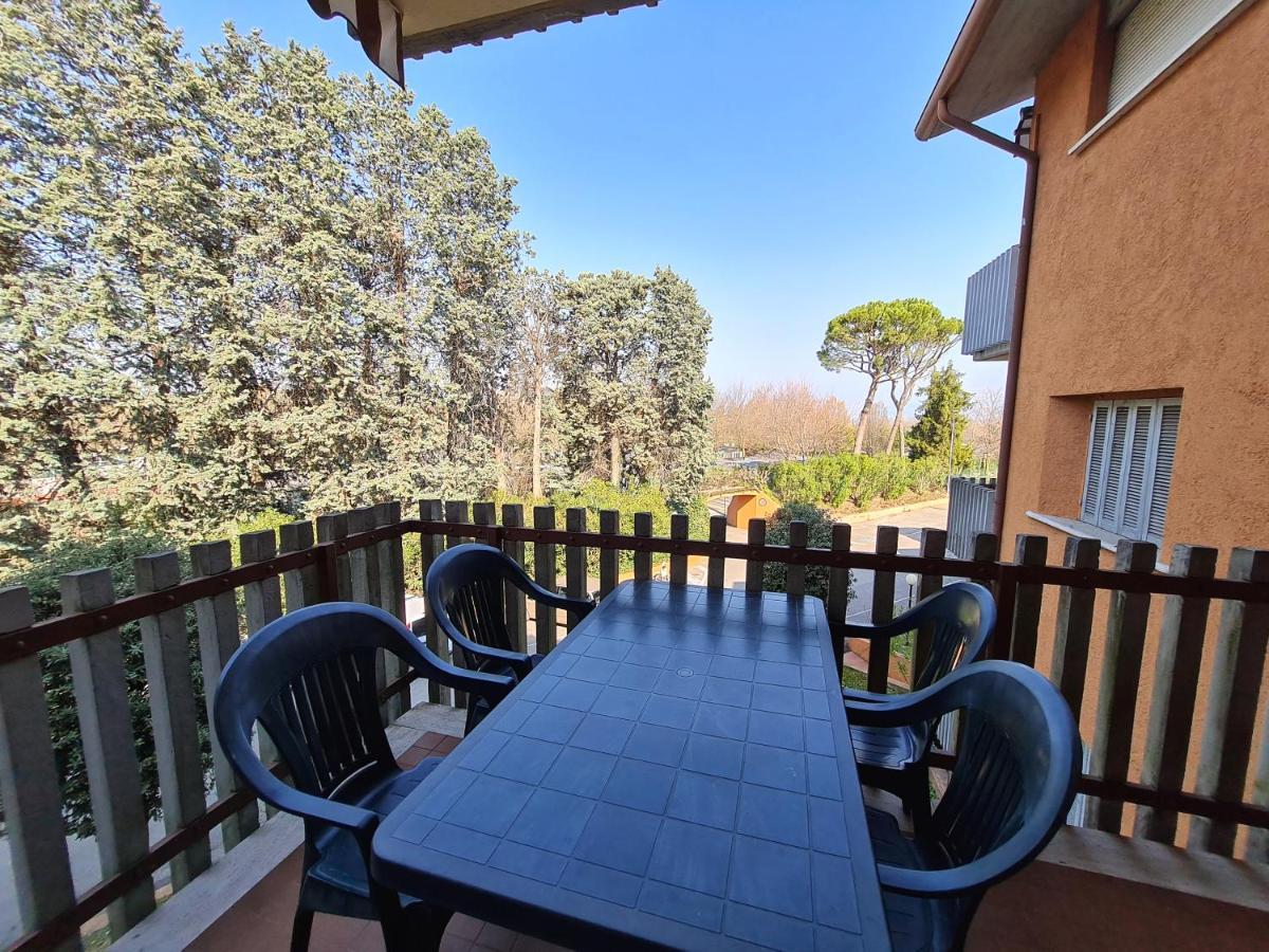 Premium Apartments Peschiera Песк'єра-дель-Гарда Екстер'єр фото