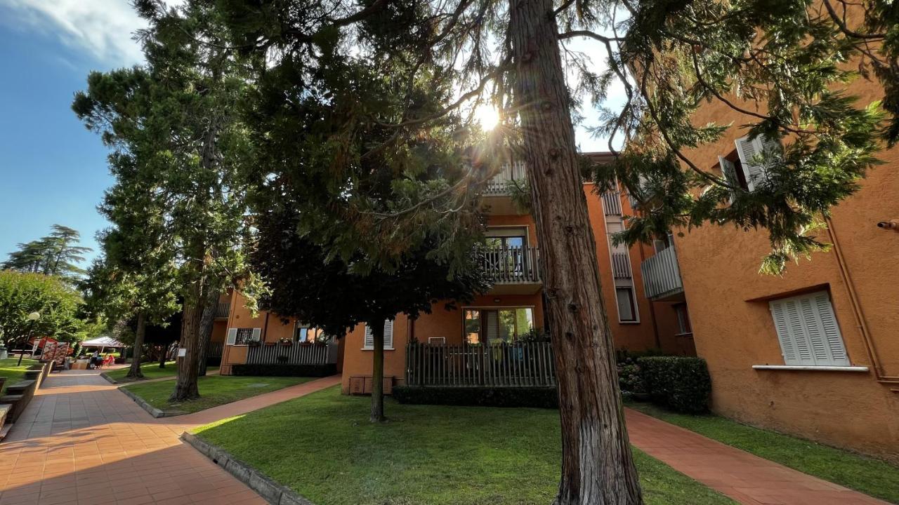 Premium Apartments Peschiera Песк'єра-дель-Гарда Екстер'єр фото