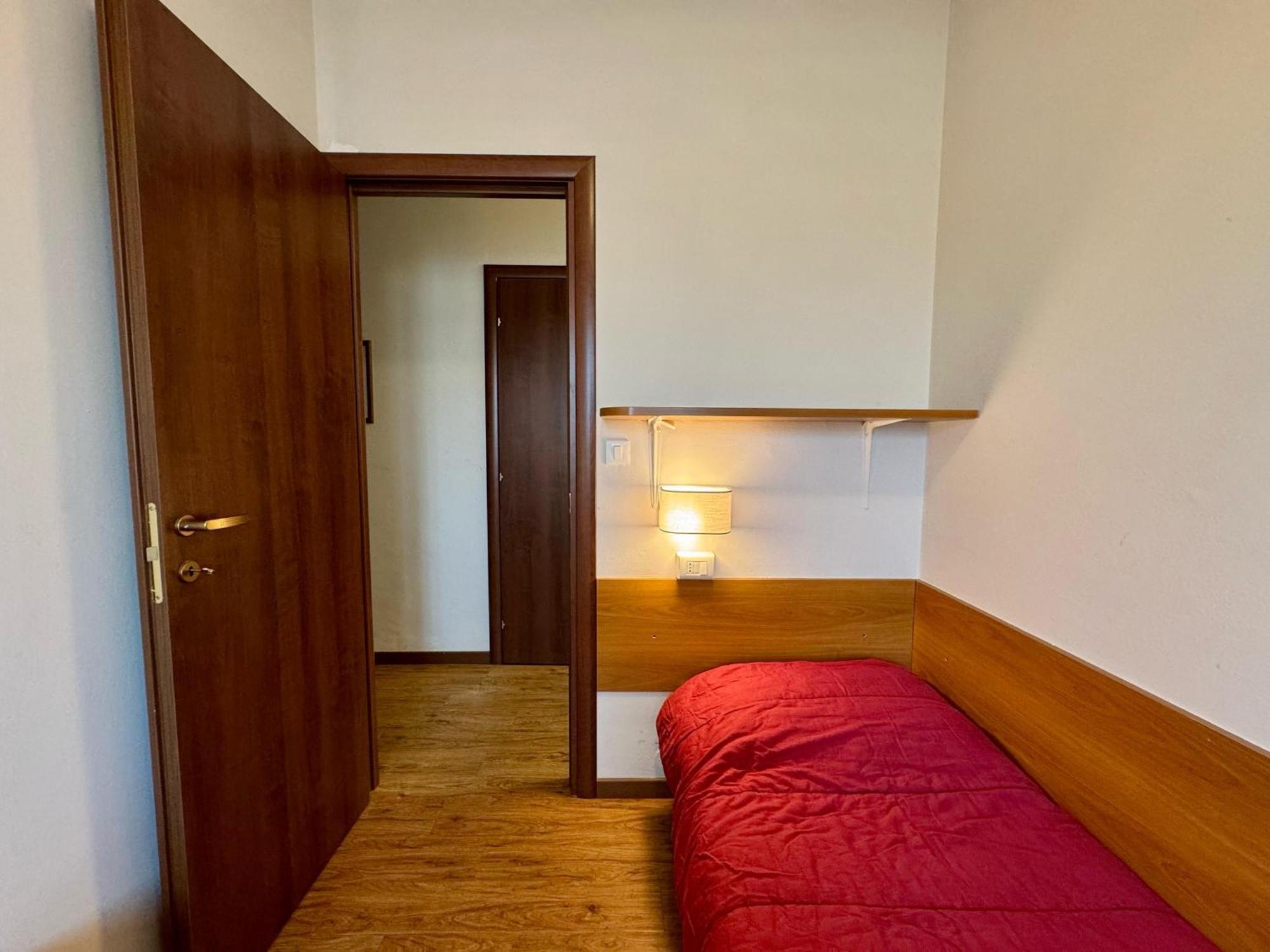 Premium Apartments Peschiera Песк'єра-дель-Гарда Екстер'єр фото