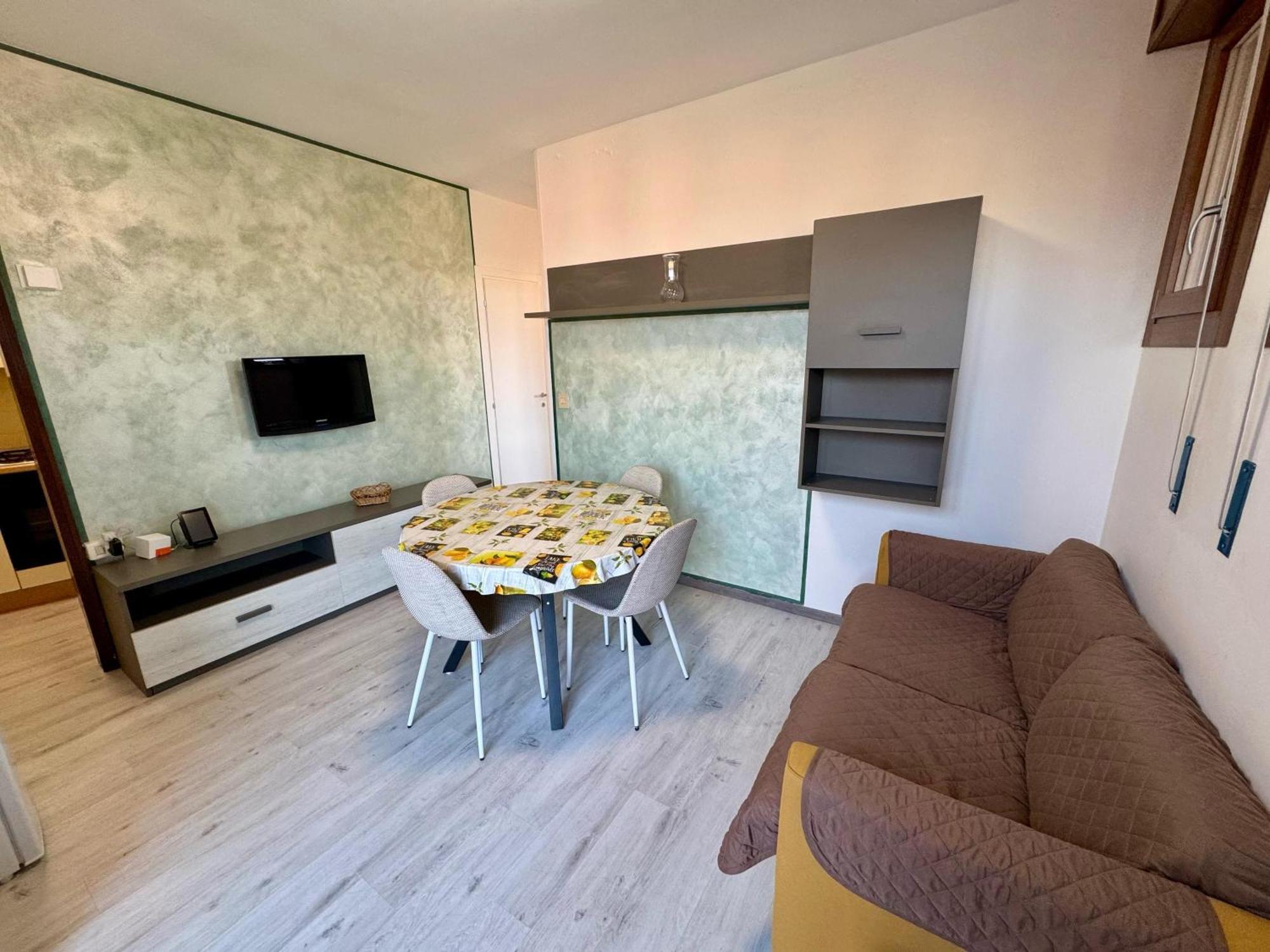 Premium Apartments Peschiera Песк'єра-дель-Гарда Екстер'єр фото