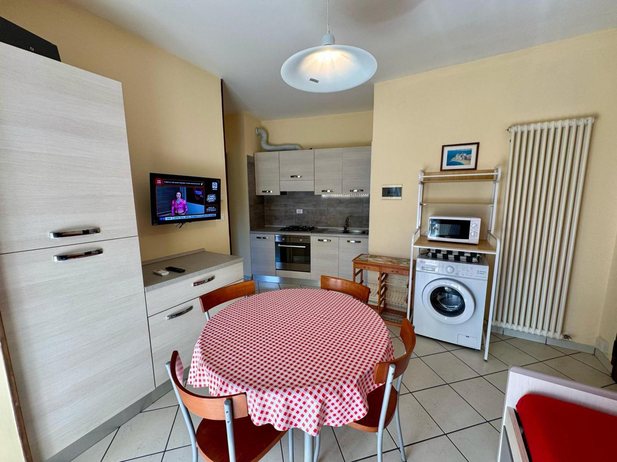 Premium Apartments Peschiera Песк'єра-дель-Гарда Екстер'єр фото