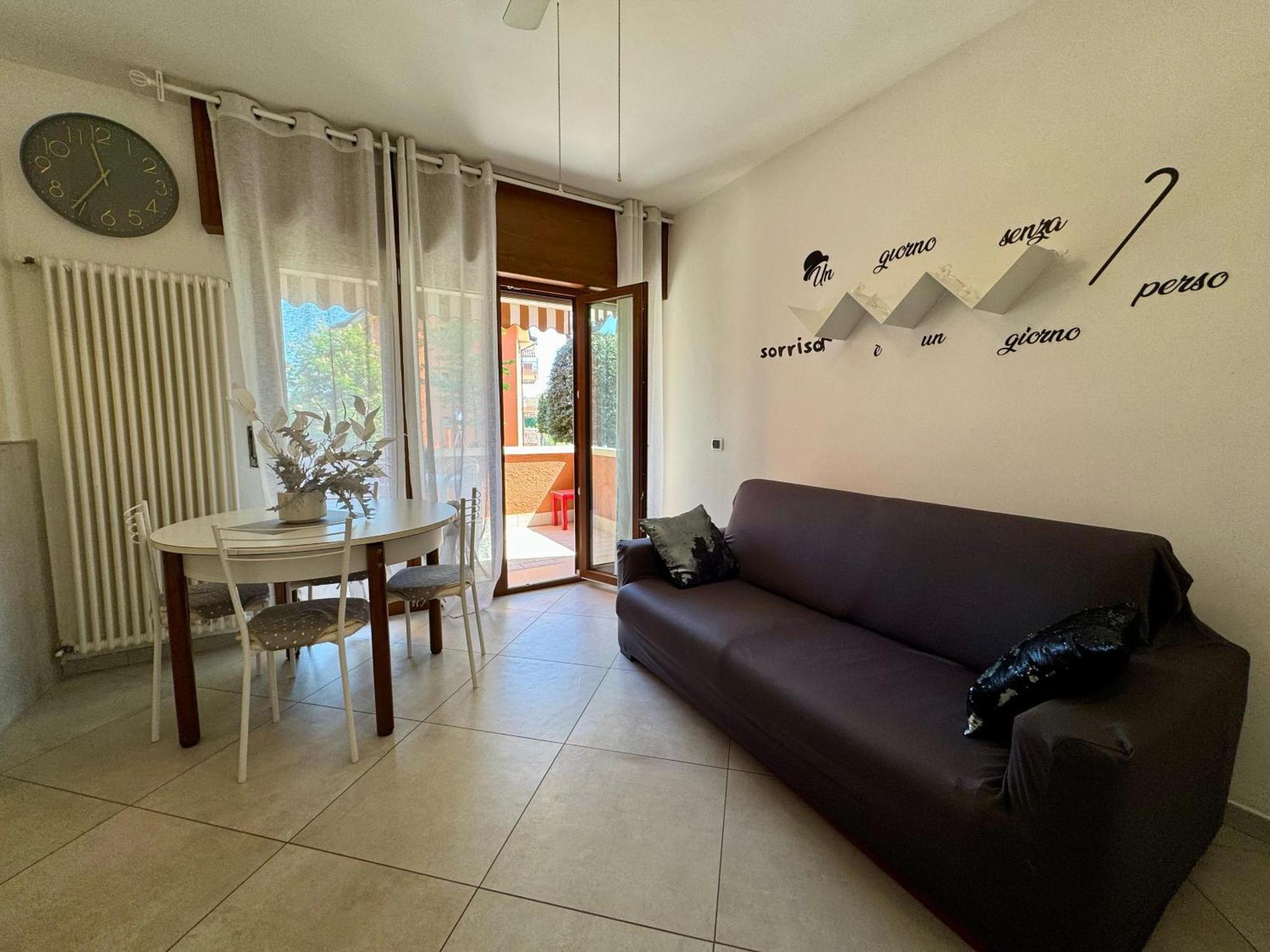 Premium Apartments Peschiera Песк'єра-дель-Гарда Екстер'єр фото