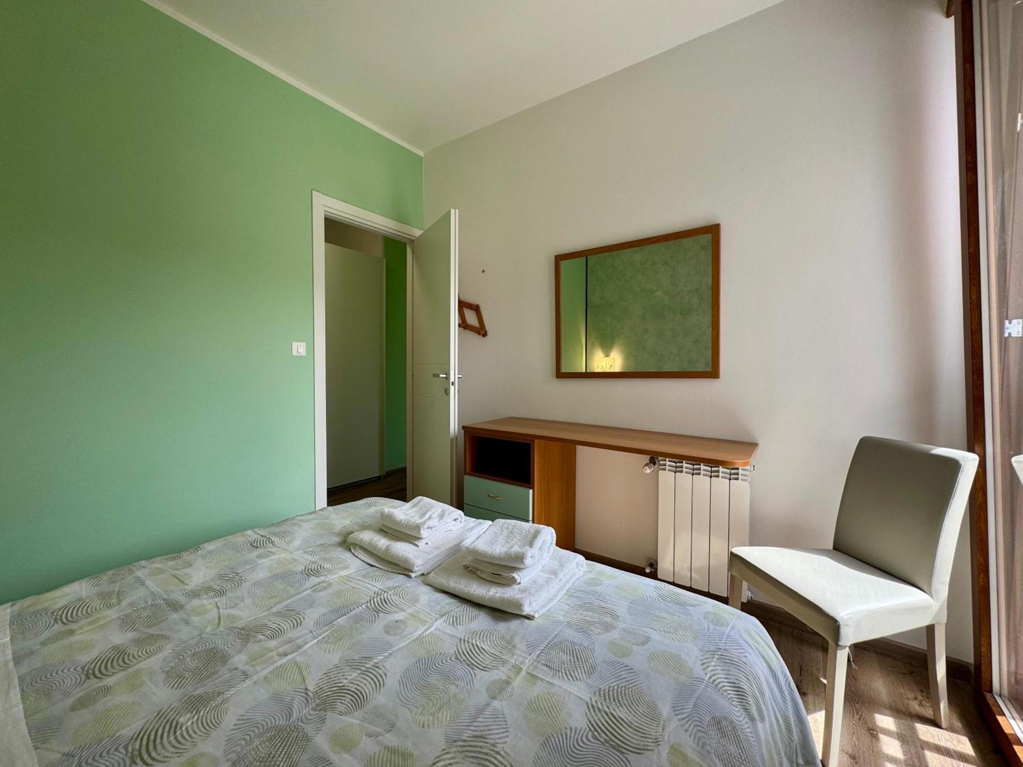 Premium Apartments Peschiera Песк'єра-дель-Гарда Екстер'єр фото